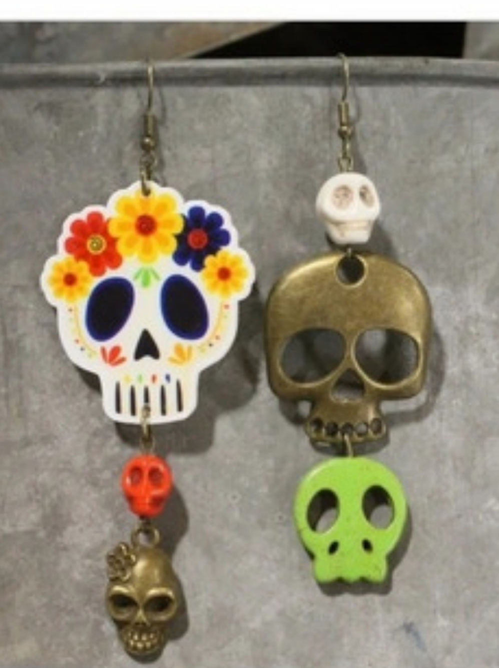 ๐NEW Spooky Fun Charm'd Dangle Earrings, Colorful,Gold mix skull Day Of The Dead - Picture 2 of 3